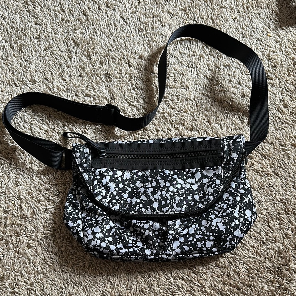 lululemon athletica Black and White Crossbody Bag